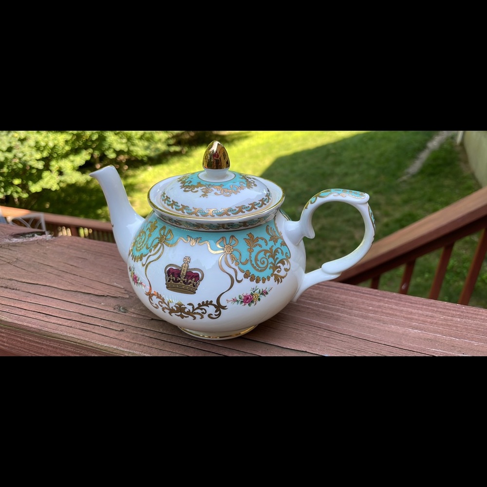 Historic Royal Palace Teapot- sold out